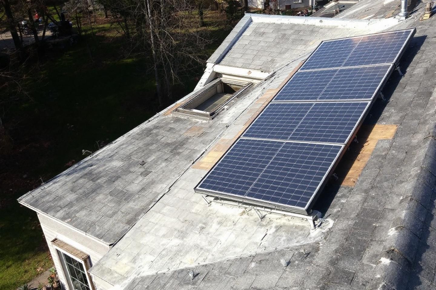 La location de toiture photovoltaïque est-elle possible sur des toits anciens ?