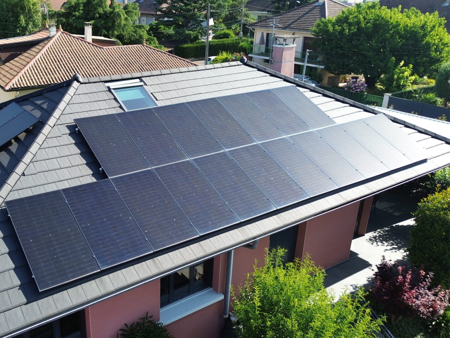Toiture panneaux solaires Lyon