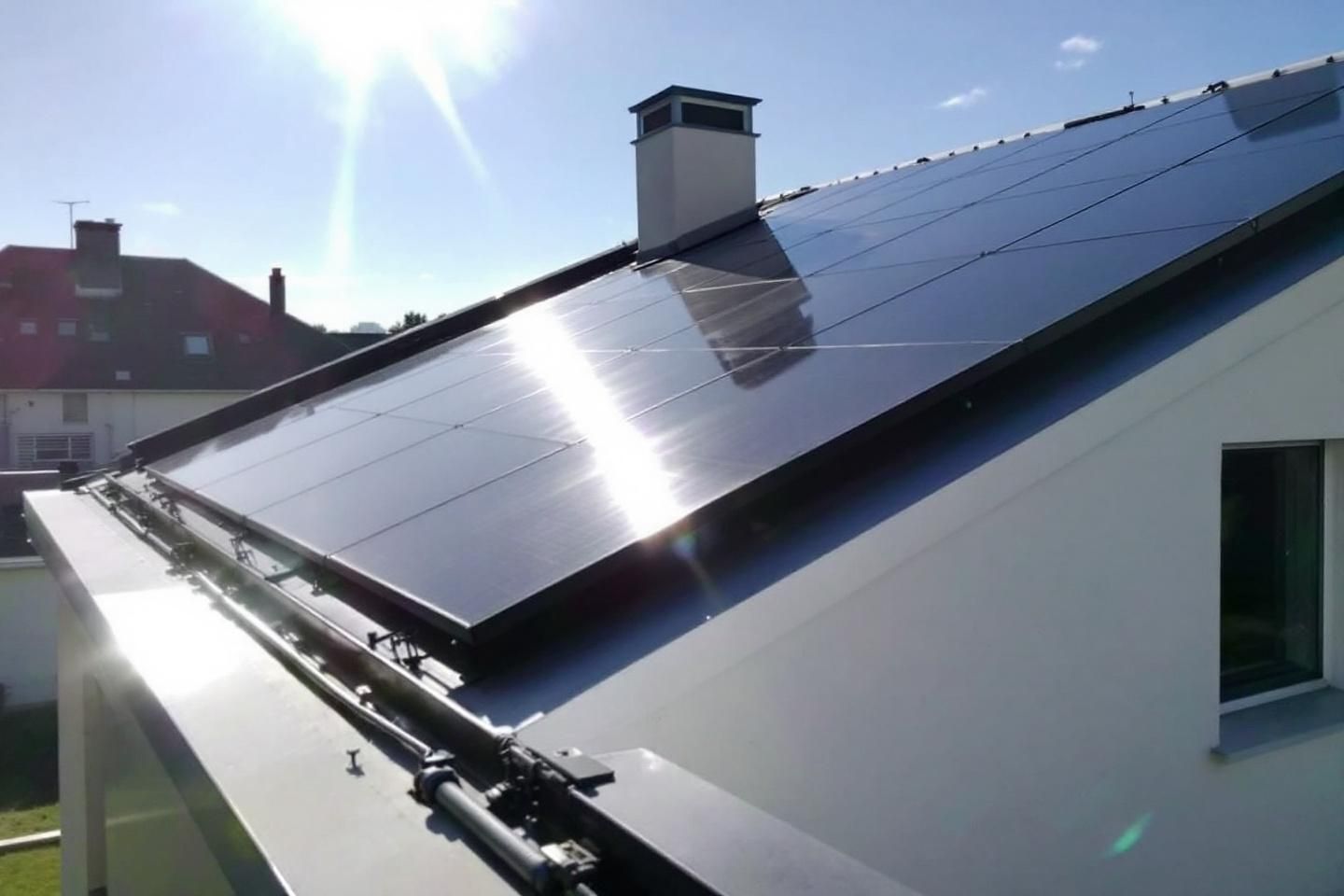 Comment la location de panneau solaire permet-elle de réduire ses factures d’électricité ?