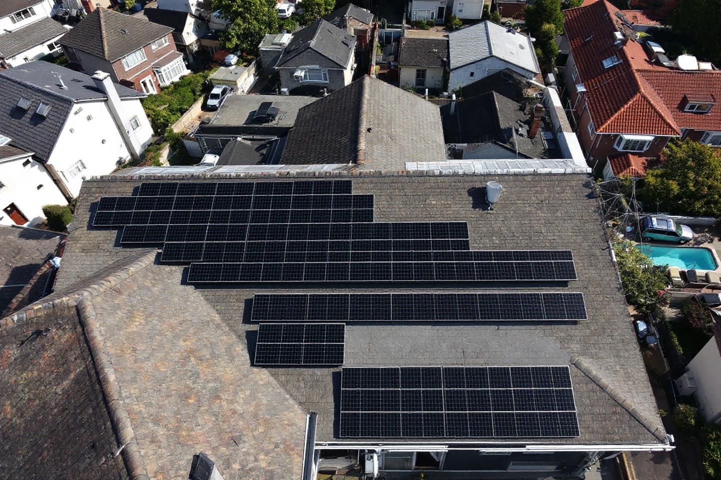 Pourquoi la responsabilité civile prévient-elle les pertes imprévues dans une location de panneau solaire ?